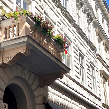Paulay Design Apartment Budapest Luaran gambar