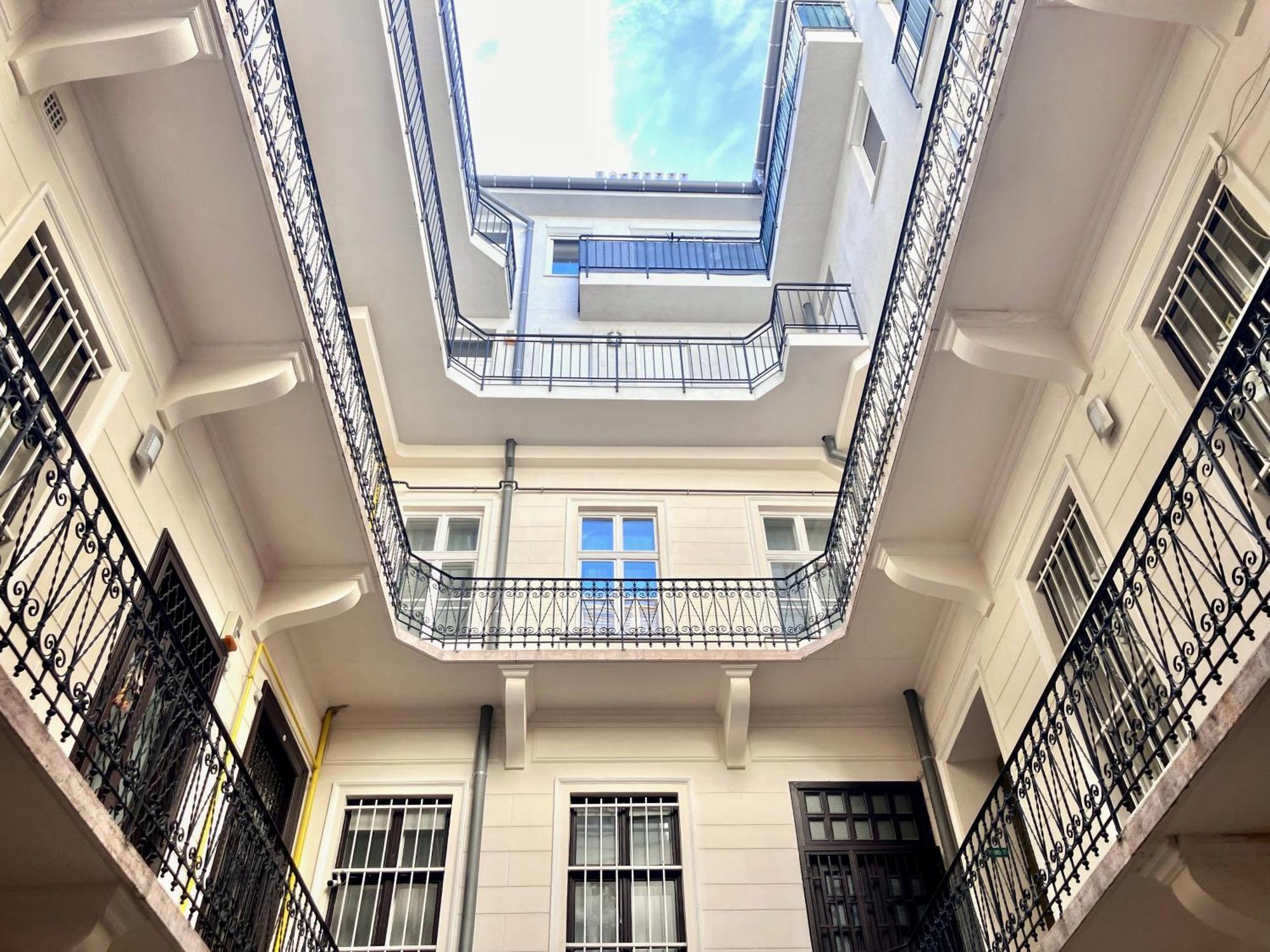 Paulay Design Apartment Budapest Luaran gambar